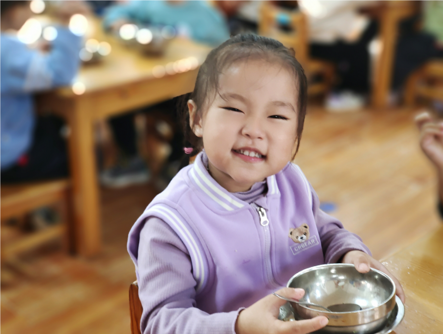 【课程故事】从幼儿园小班“卷”起来——记北京市昌平区幼师第五实验幼儿园主题探究活动《食物真好吃》-幼师课件网第46张图片