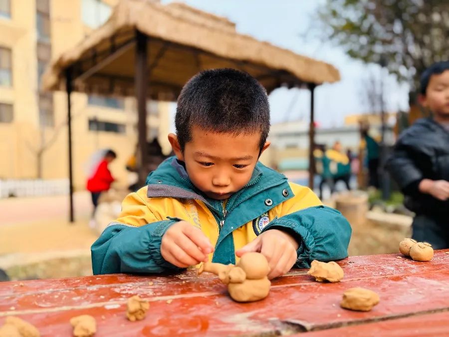 【课程故事】嘿！“泥塑”朋友-幼师课件网第67张图片