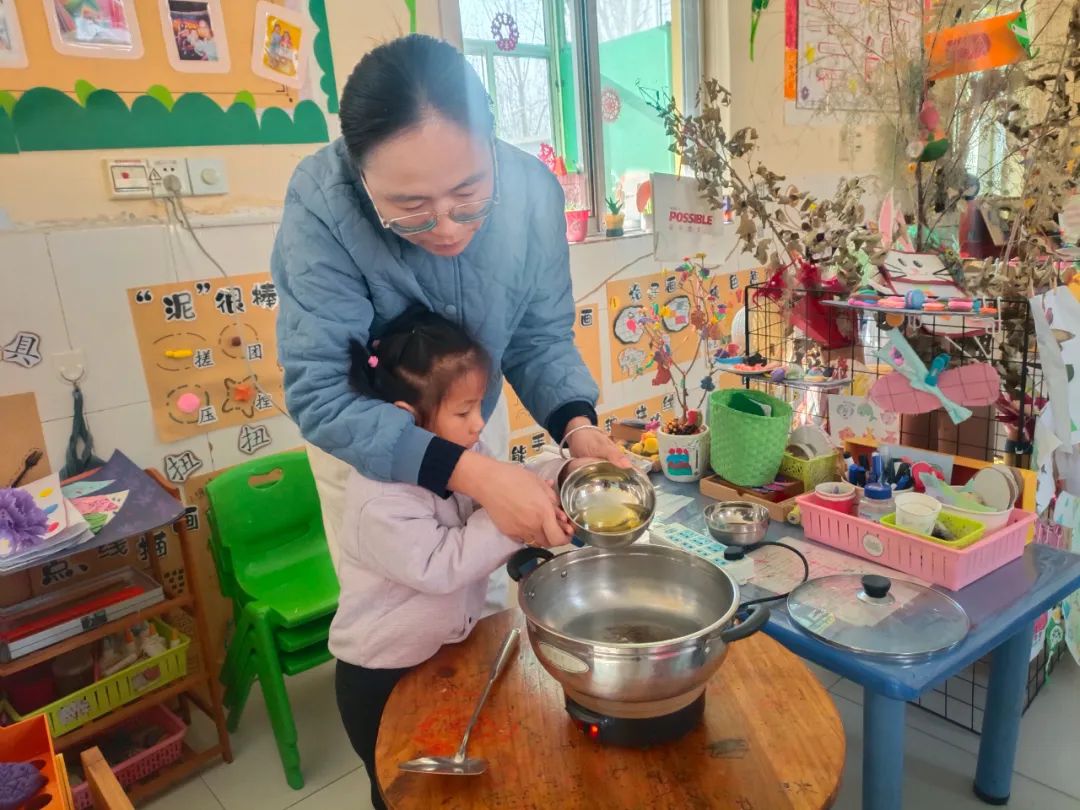 【自主课程—生命生长课程】“蒜”你可爱——城幼（李家园区）小中班幼儿课程故事-幼师课件网第183张图片