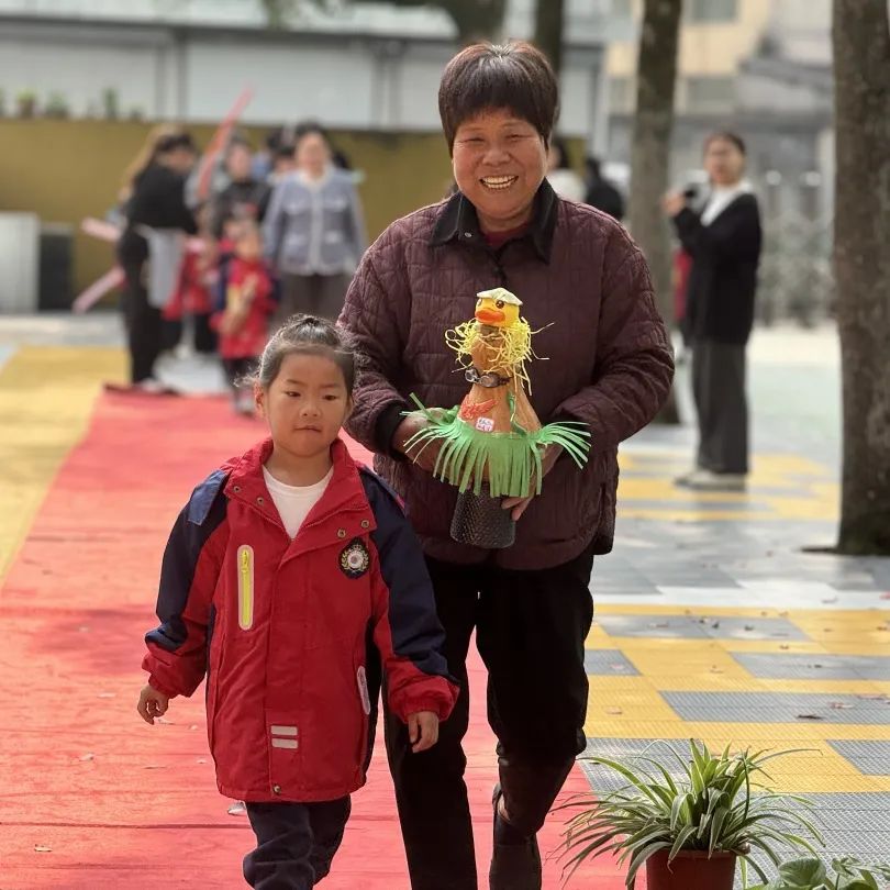 学前频道 || 课程故事展示：《共赴美好“食”光》-幼师课件网第61张图片