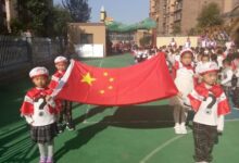 国庆教案 | 大班社会领域活动 《我是小小升旗手》-幼师课件网