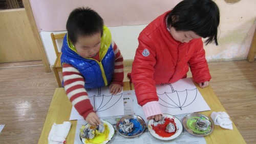 幼儿园中班春节教案:主题活动教案--过新年-幼师课件网第3张图片