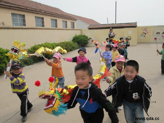 舞龙舞狮喜迎开学-幼师课件网第8张图片