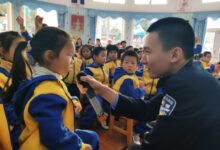 交通安全并肩行――罗星幼教集团交通安全讲座-幼师课件网
