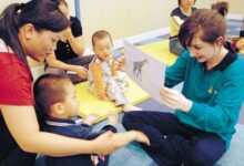 外教亮相沈阳早教市场 才两岁半开始“啃”洋文-幼师课件网