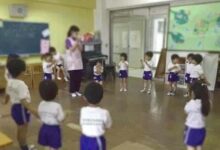 幼儿园科学活动会变颜色的水教案-幼师课件网