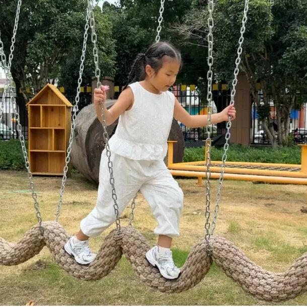【西幼记·水帘动态】翻越成长之峰,点亮童年时光——西林幼儿园2025年特色迎新活动纪实-幼师课件网第26张图片